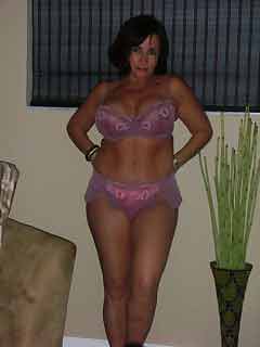 horny female in Coalinga